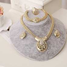Load image into Gallery viewer, Dubai Gold Jewelry Sets African Beads Crystal Bridal Jewellery Set - Jewels of Artemis
