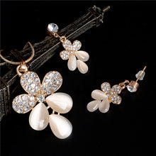 Load image into Gallery viewer, Austrian Crystal Rhinestone Classic Hollow necklace pendant earrings - Jewels of Artemis