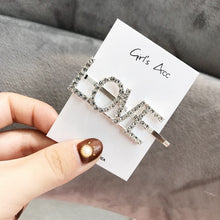 Load image into Gallery viewer, Luxury Crystal Rhinestones Hair Clips Leopard Acrylic Hairpin Hair Accessories - Jewels of Artemis