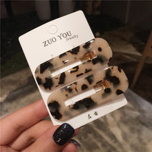 Load image into Gallery viewer, Japan Women Acetic Acid Hair Clips Leopard Print - Jewels of Artemis