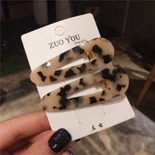 Load image into Gallery viewer, Japan Women Acetic Acid Hair Clips Leopard Print - Jewels of Artemis