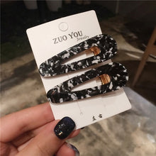 Load image into Gallery viewer, Japan Women Acetic Acid Hair Clips Leopard Print - Jewels of Artemis